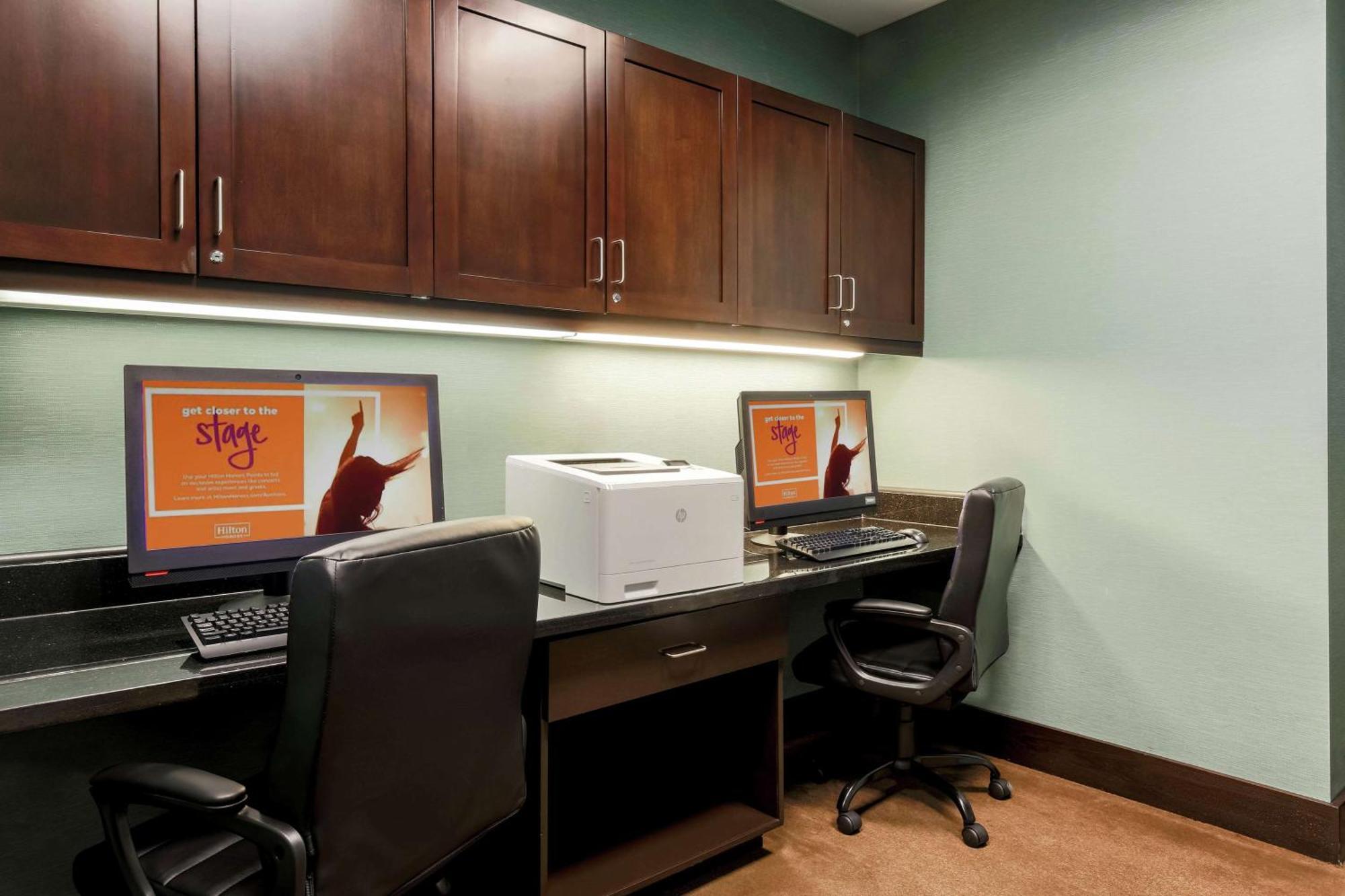 Hampton Inn & Suites Wheeling - The Highlands Triadelphia Eksteriør billede
