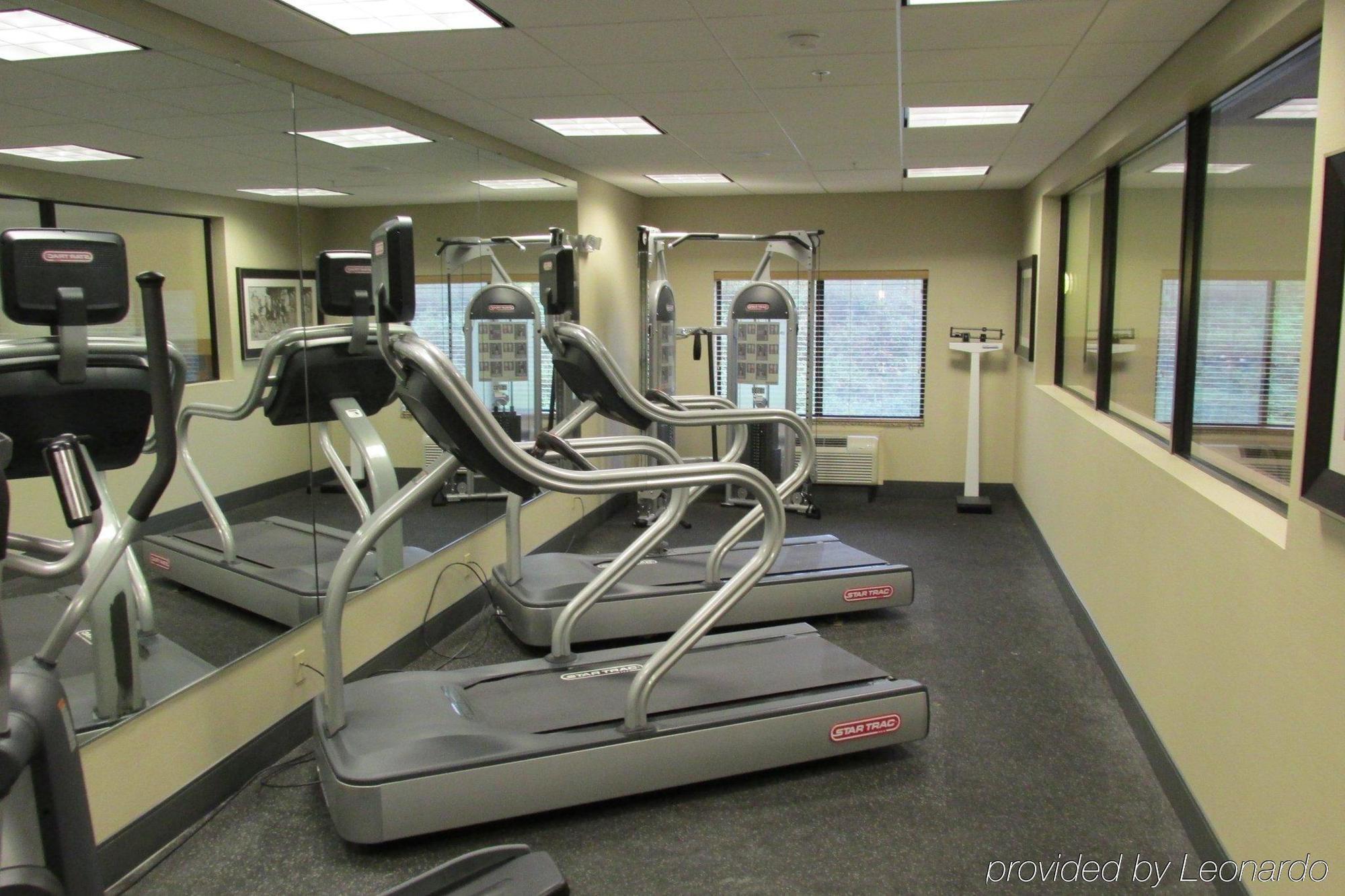 Hampton Inn & Suites Wheeling - The Highlands Triadelphia Eksteriør billede